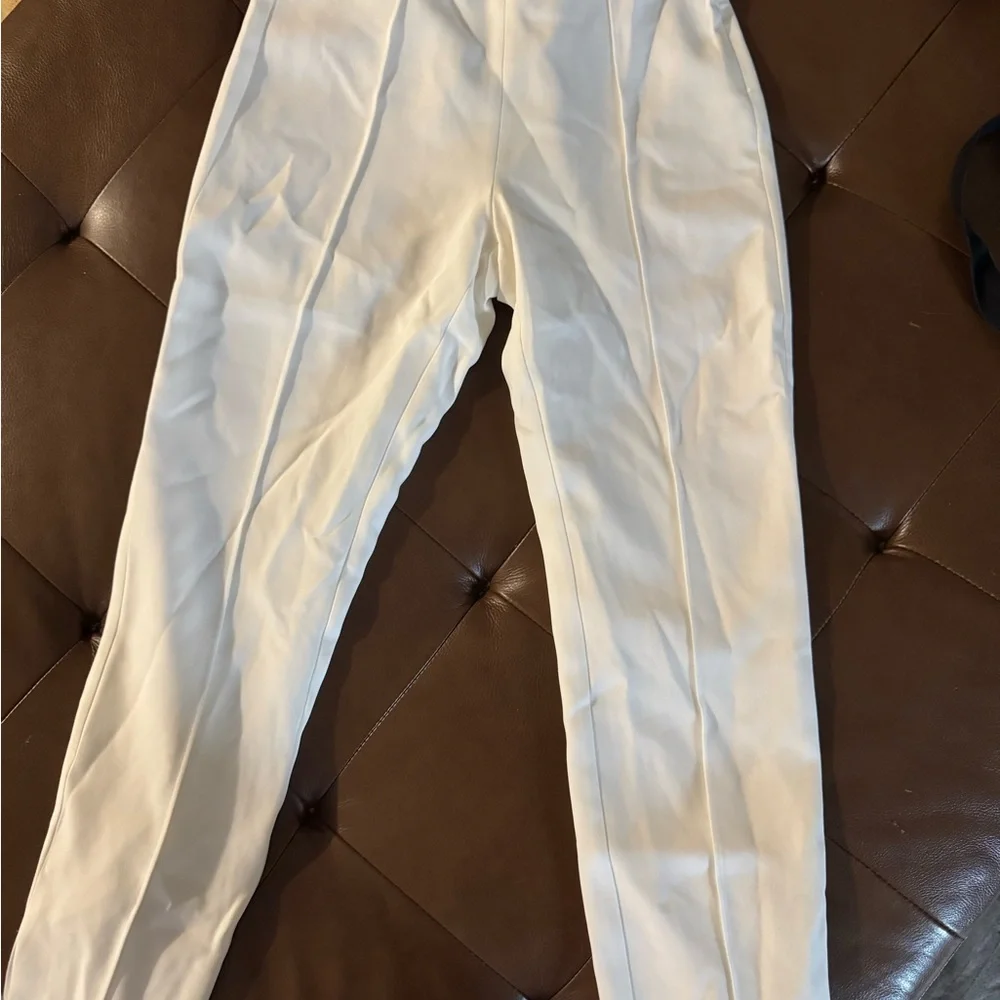 Chic white cropped trousers - Picture 6 of 7